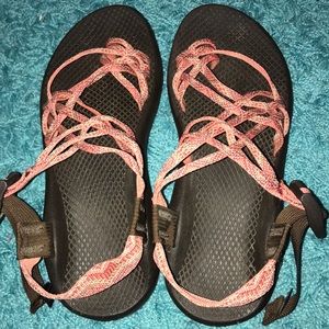 Coral Tribal Chacos